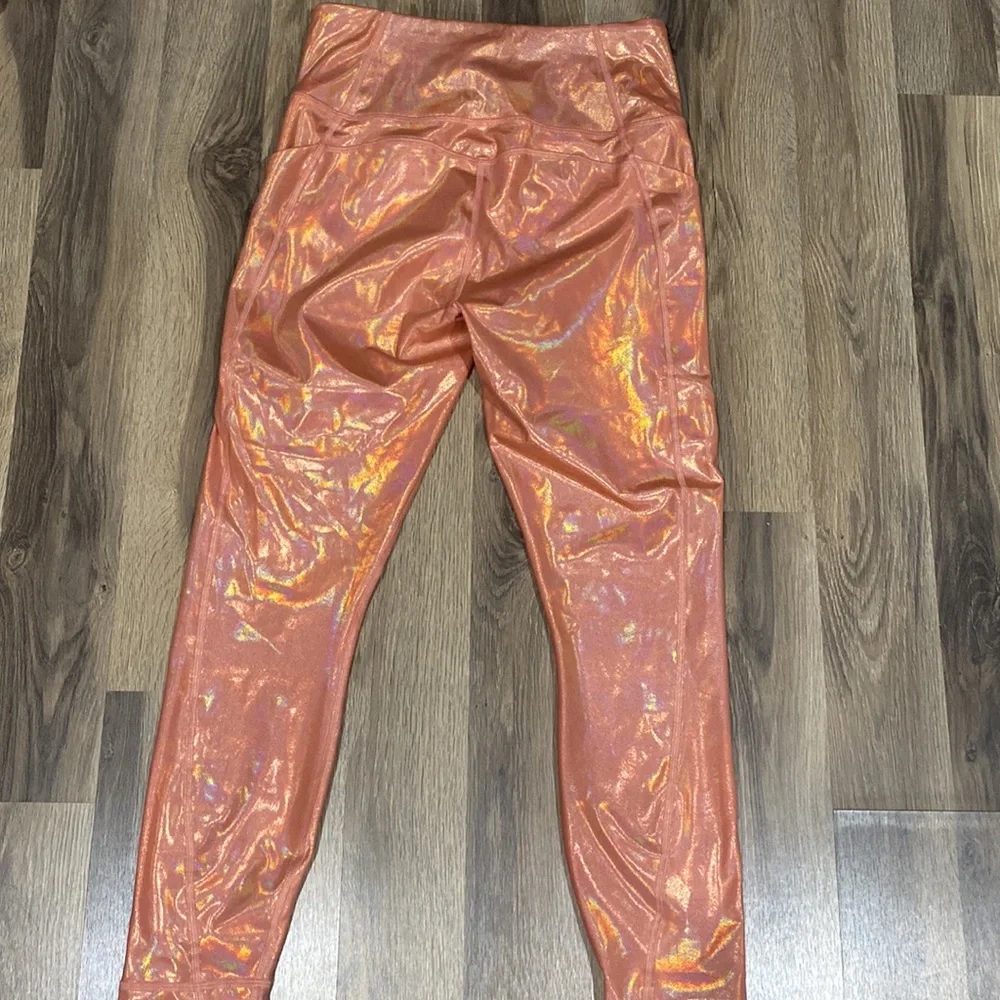 ✨ NWT Fabletics Holo Graphic Orange Leggings ✨ - Picture 7 of 8